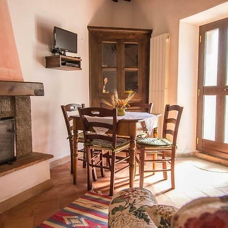 Le Casette Country House 2 Petricci Екстер'єр фото