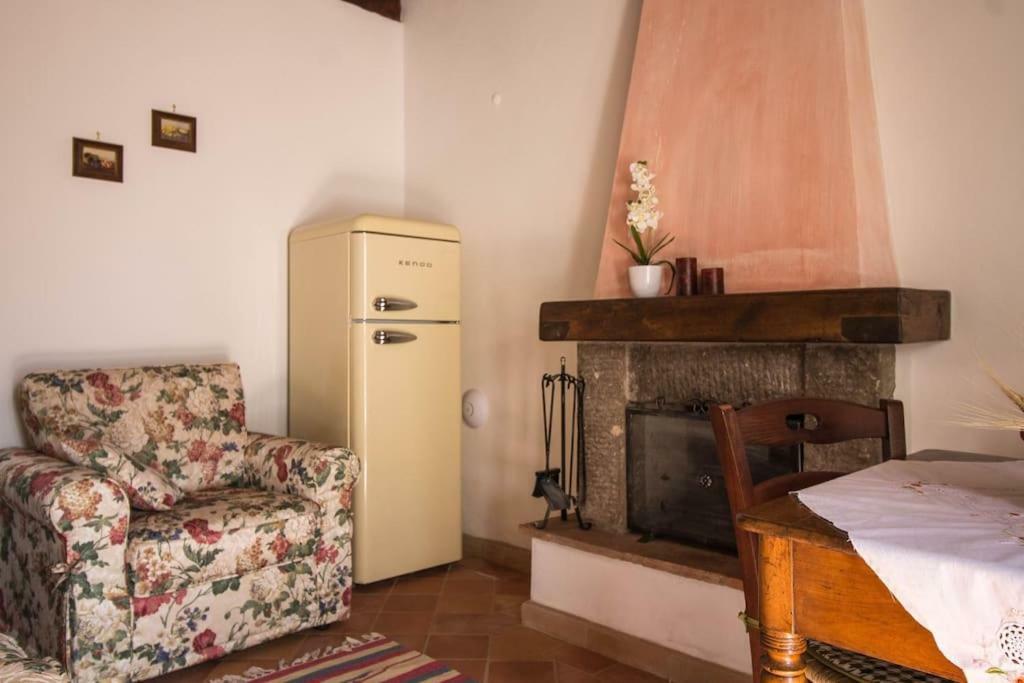 Le Casette Country House 2 Petricci Екстер'єр фото